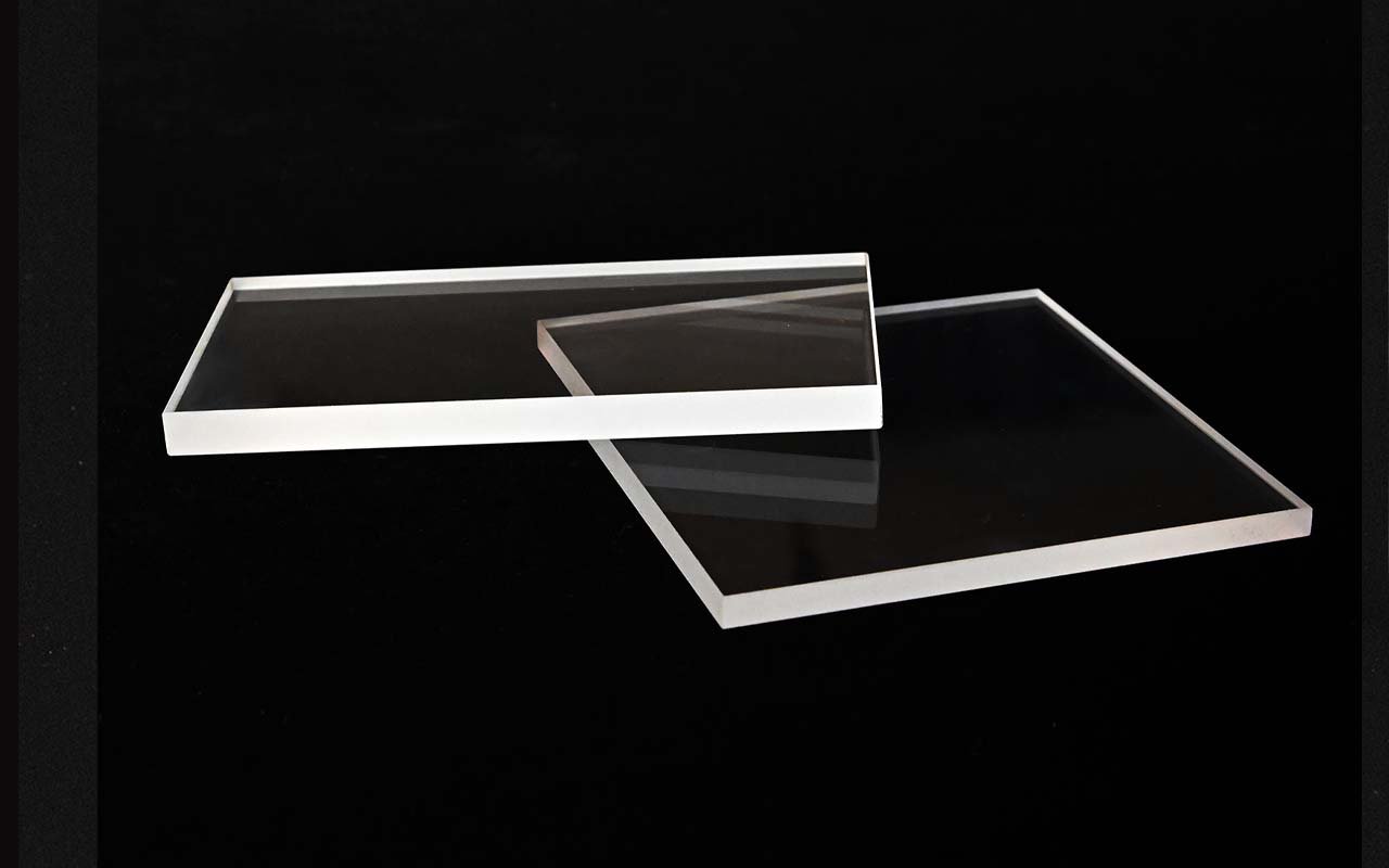 Custom Quartz Plates & Sheets