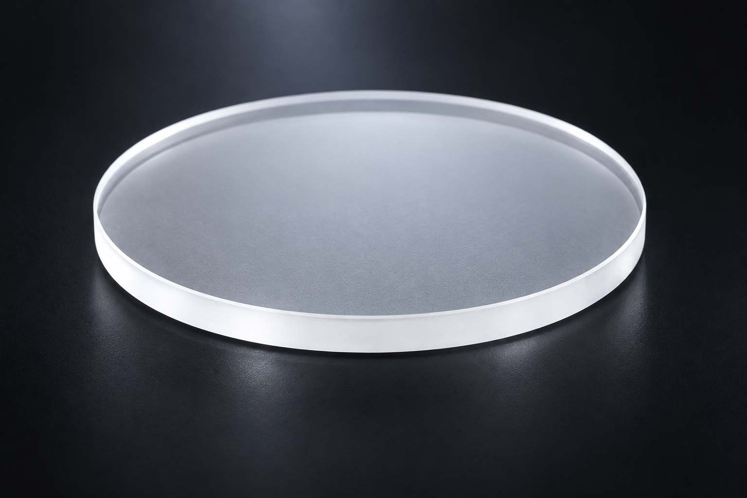 Round quartz observation window with a uniform thick edge for quartz discs