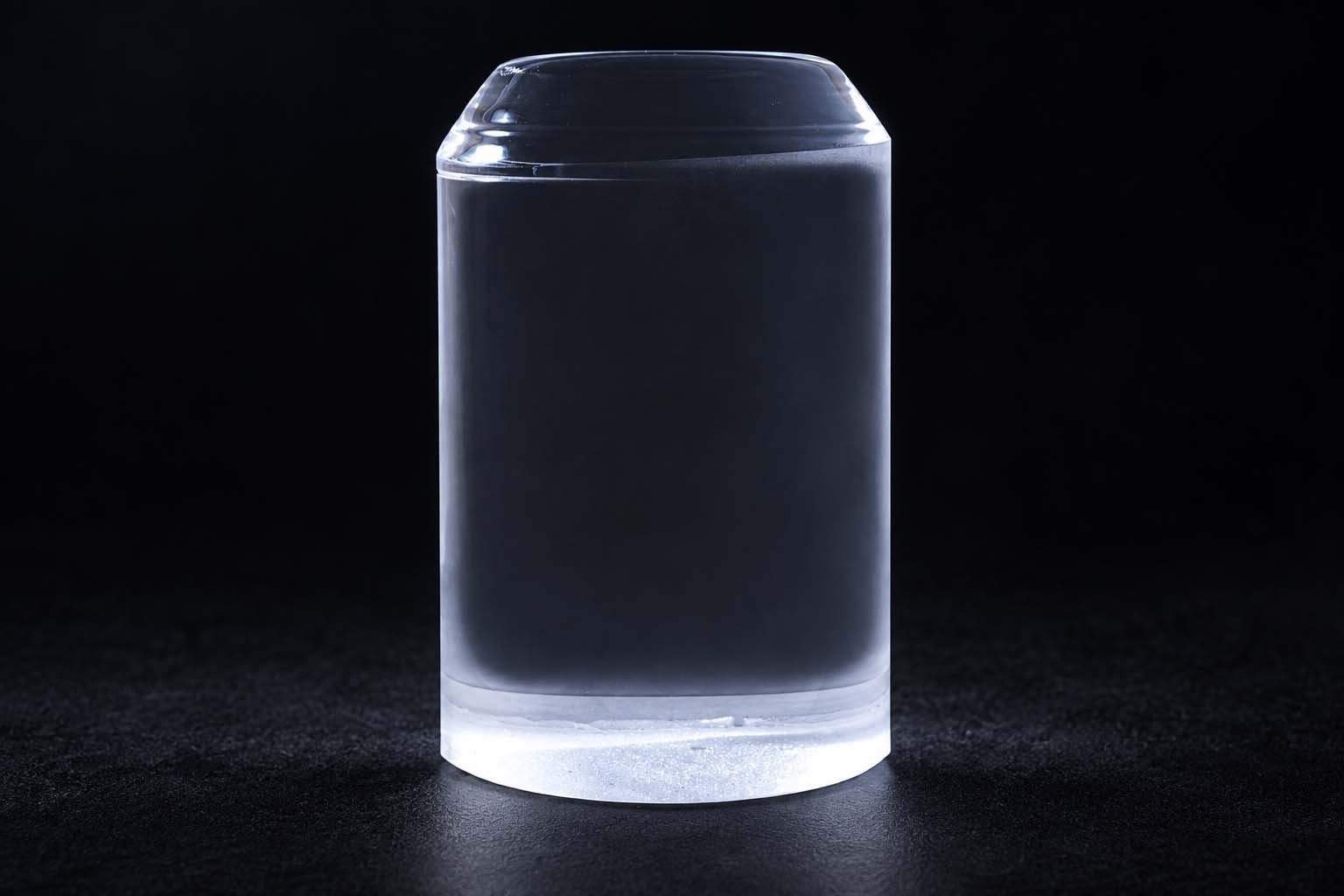 Transparent cylindrical synthetic fused-silica ingot with thick base for quartz blocks blanks ingots